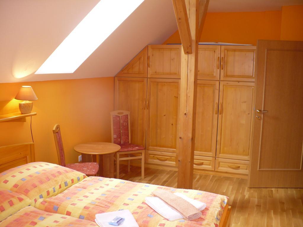 Wellness Chata Kastanek クヴィルダ 部屋 写真